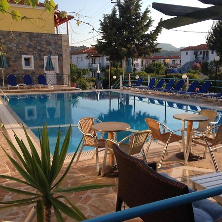 Anaxos Hotel Luaran gambar