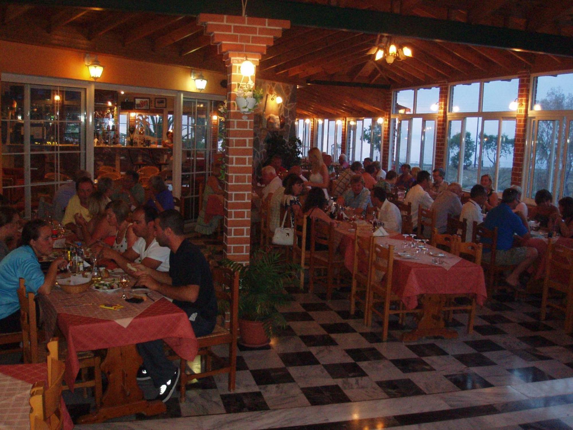 Anaxos Hotel Luaran gambar
