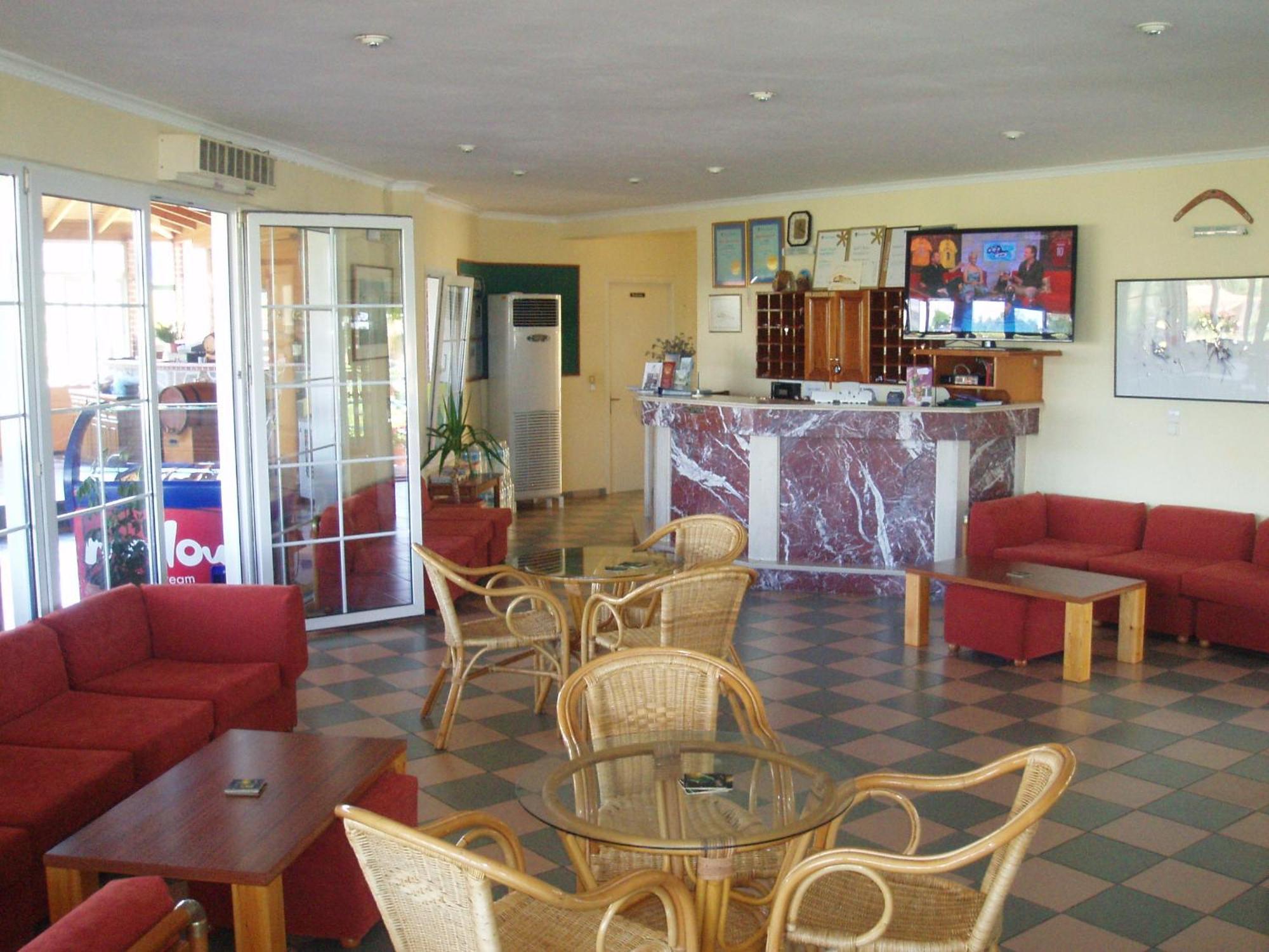 Anaxos Hotel Luaran gambar